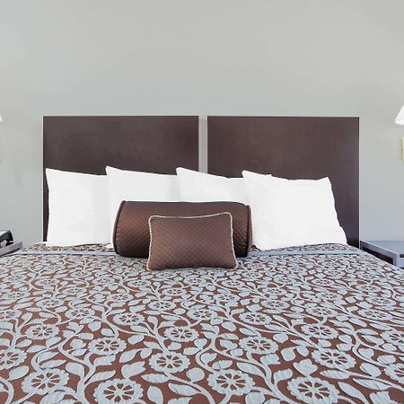 Days Inn By Wyndham Market Center Dallas Love Field Luaran gambar