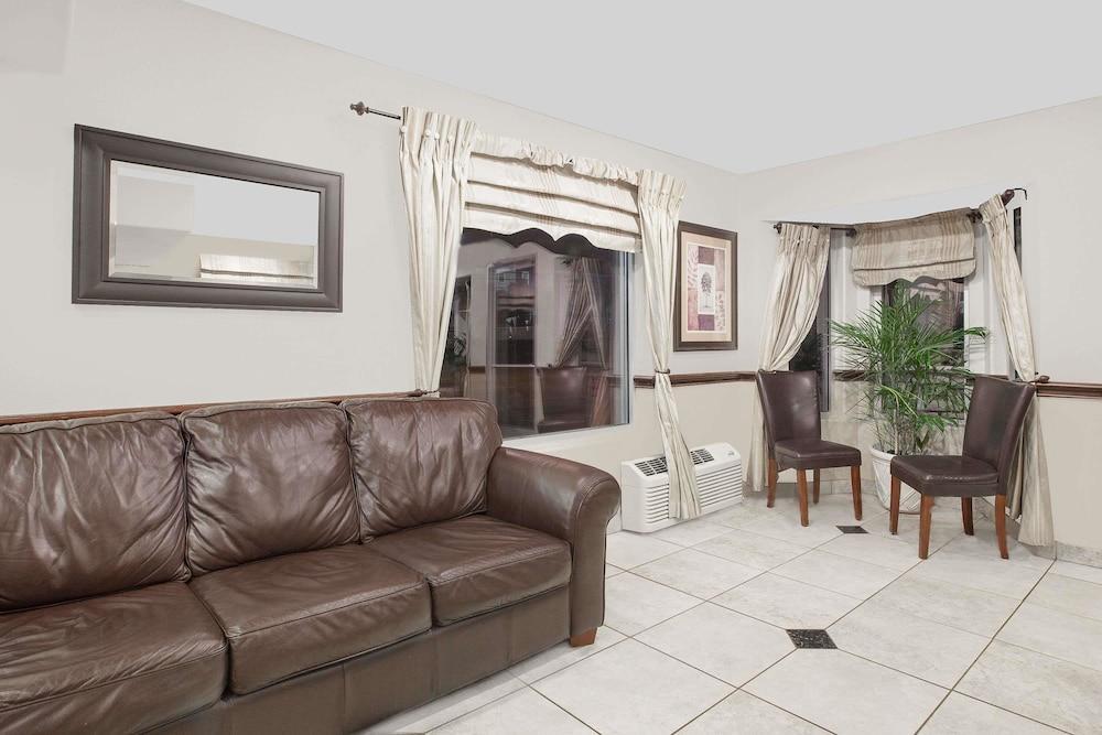 Days Inn By Wyndham Market Center Dallas Love Field Luaran gambar