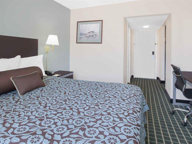 Days Inn By Wyndham Market Center Dallas Love Field Luaran gambar
