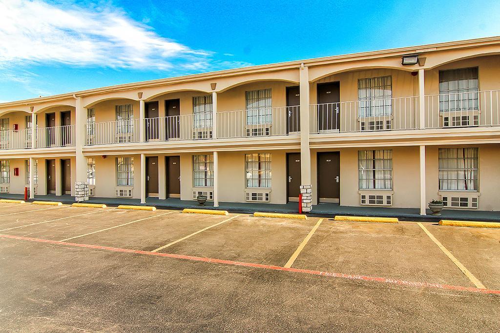 Days Inn By Wyndham Market Center Dallas Love Field Luaran gambar