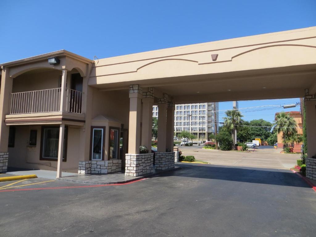 Days Inn By Wyndham Market Center Dallas Love Field Luaran gambar